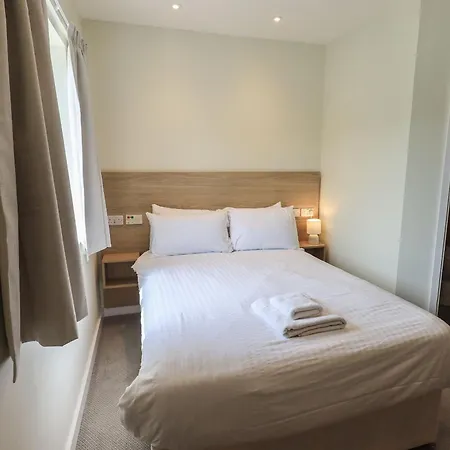 Feriehus Jubilee First-floor Double Bedroom *